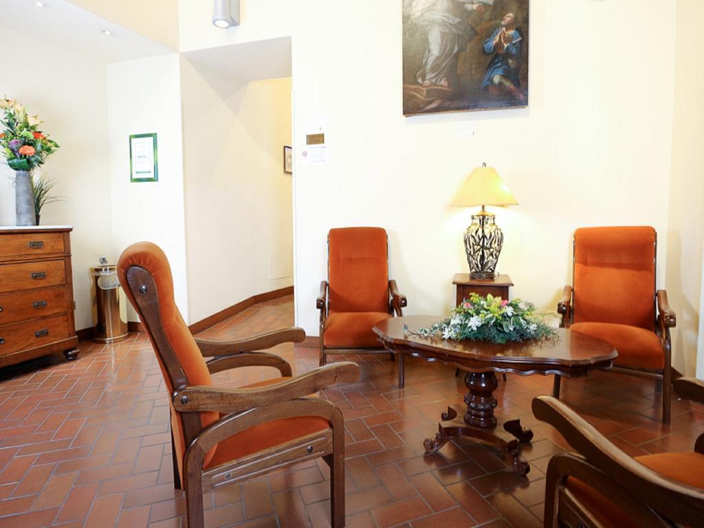 Casa Di Santa Francesca Romana A Ponte Rotto Ngoại thất bức ảnh